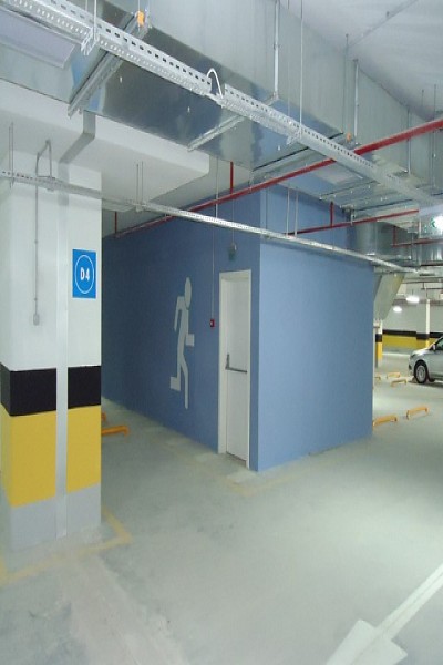 Otopark teknik alanında tek kanat yangın kapısı uygulaması